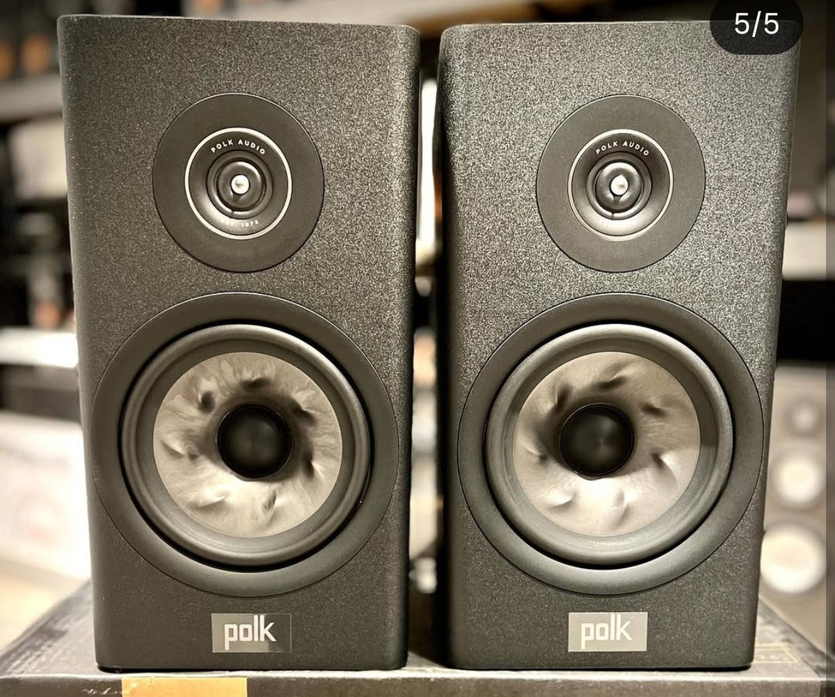 Monitores High End Polk Reserve R200 con Stands Originales