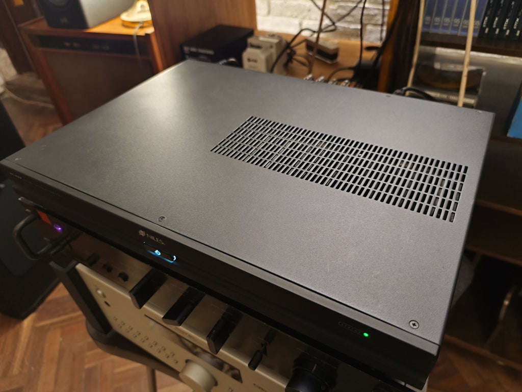 Amplificador de potencia Niles Audio  SI-250