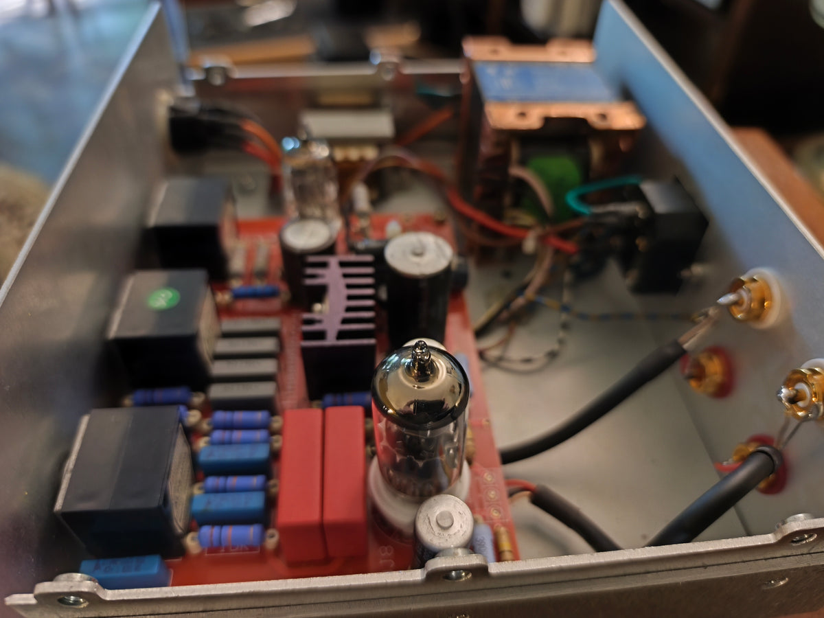 Preamplificador estereo valvular
