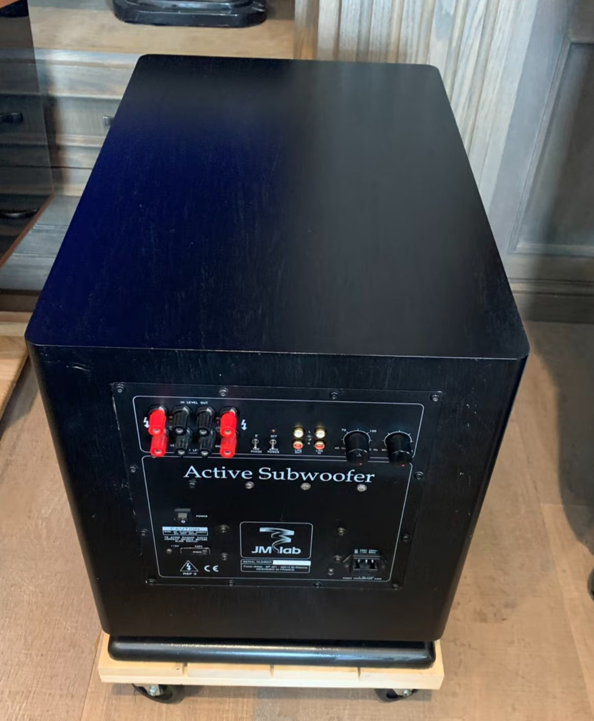 Subwoofer activo High End Focal SW33 A
