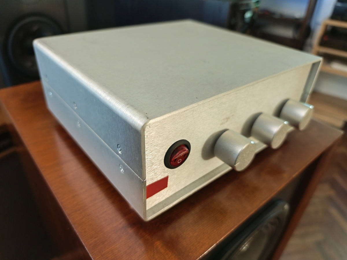Preamplificador estereo valvular