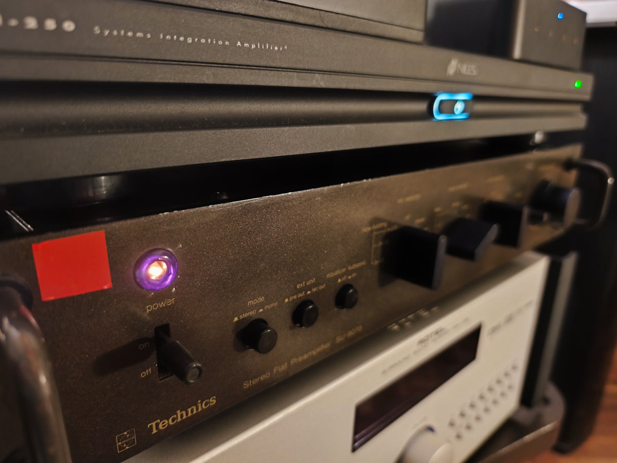 Amplificador de potencia Niles Audio  SI-250