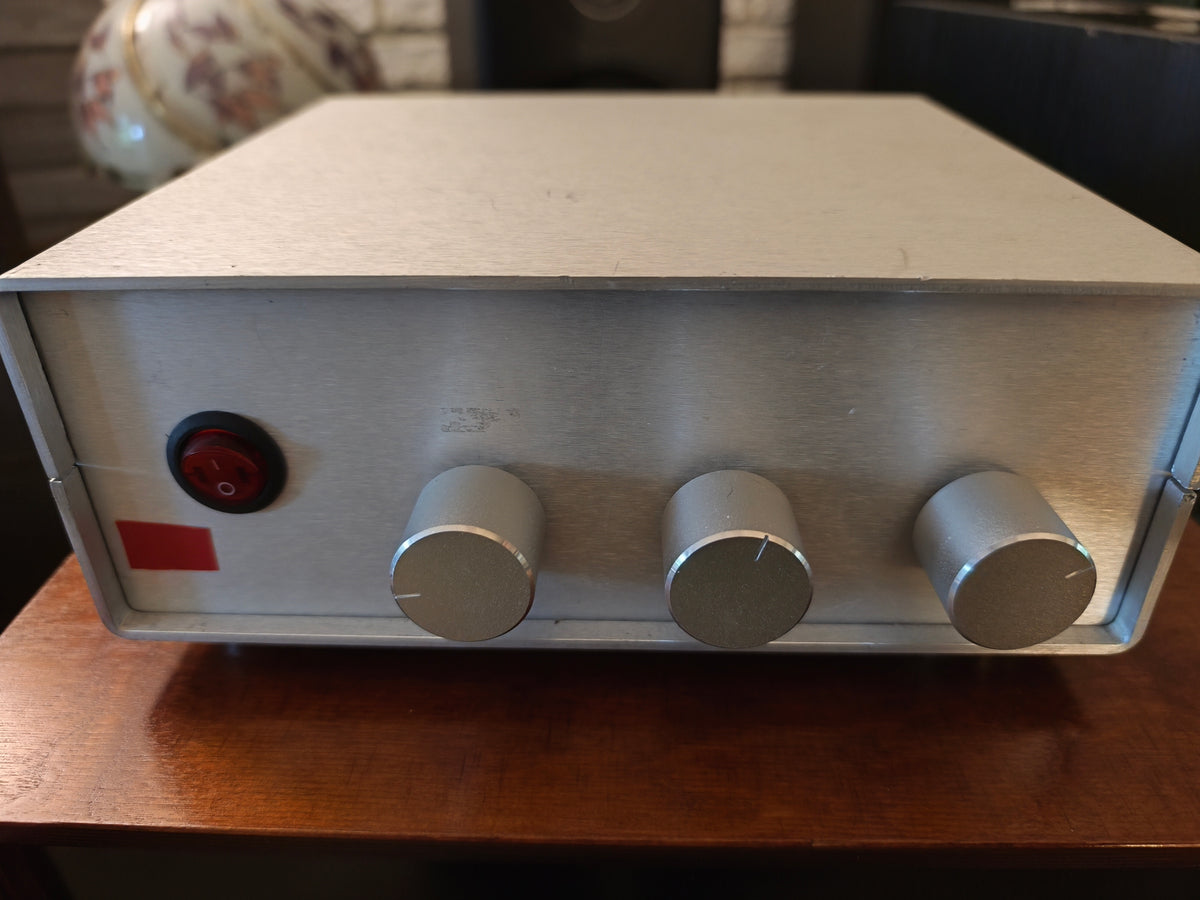 Preamplificador estereo valvular
