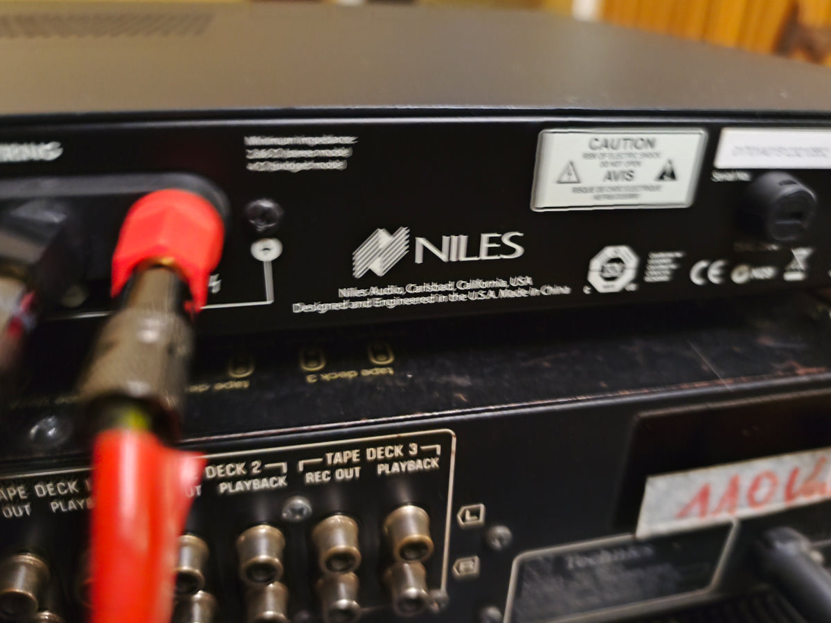 Amplificador de potencia Niles Audio  SI-250
