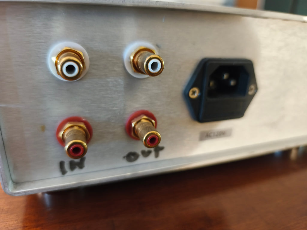 Preamplificador estereo valvular