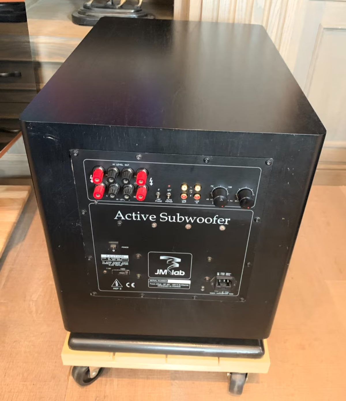 Subwoofer activo High End Focal SW33 A