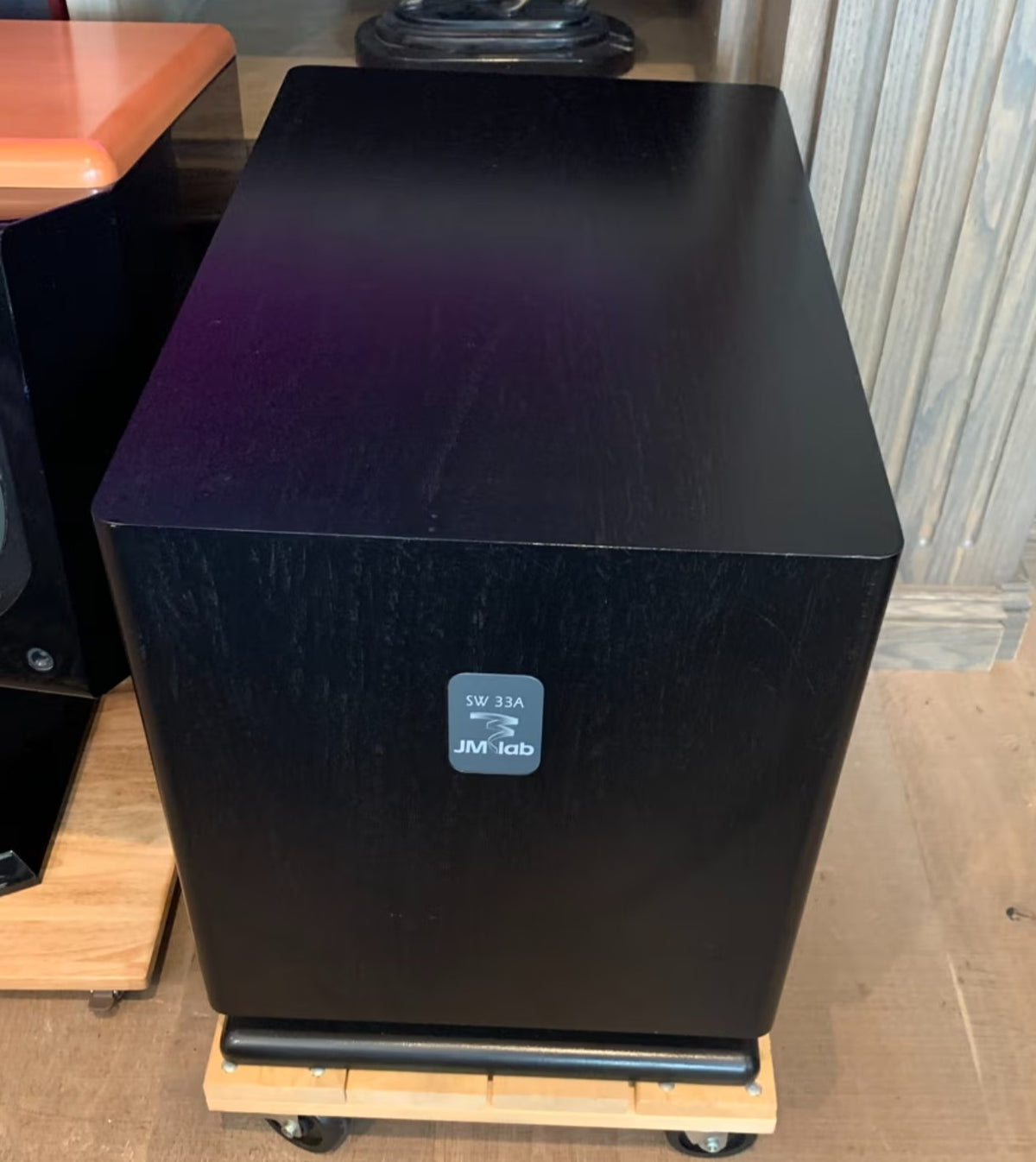 Subwoofer activo High End Focal SW33 A