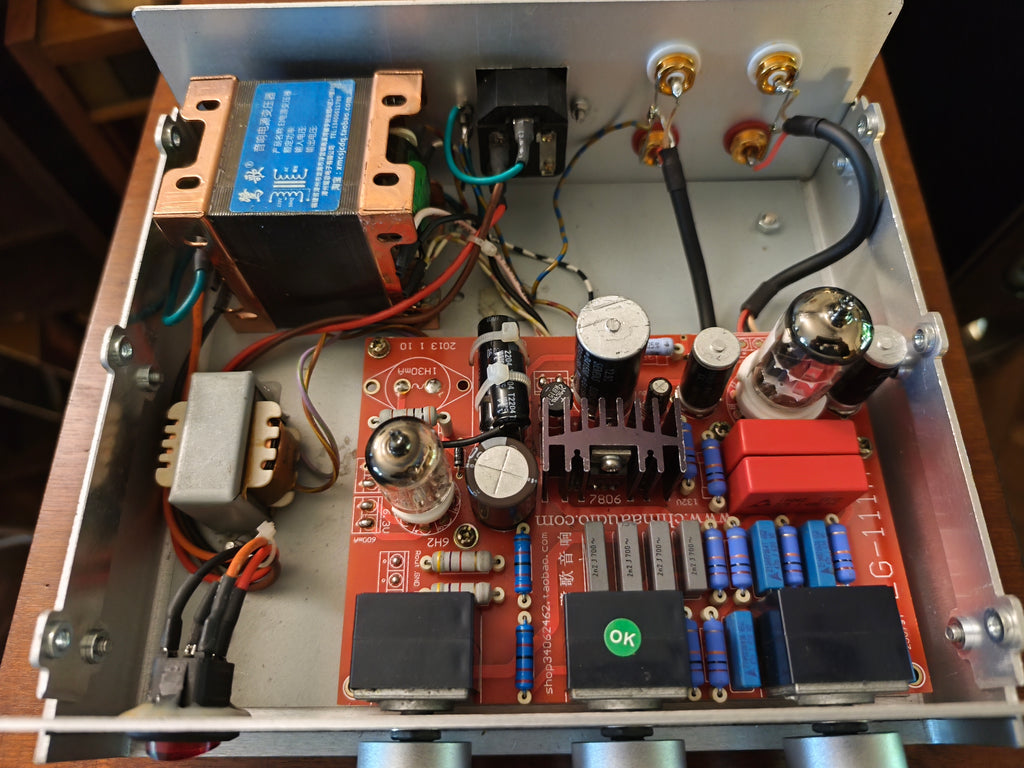 Preamplificador estereo valvular