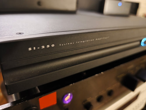 Amplificador de potencia Niles Audio  SI-250