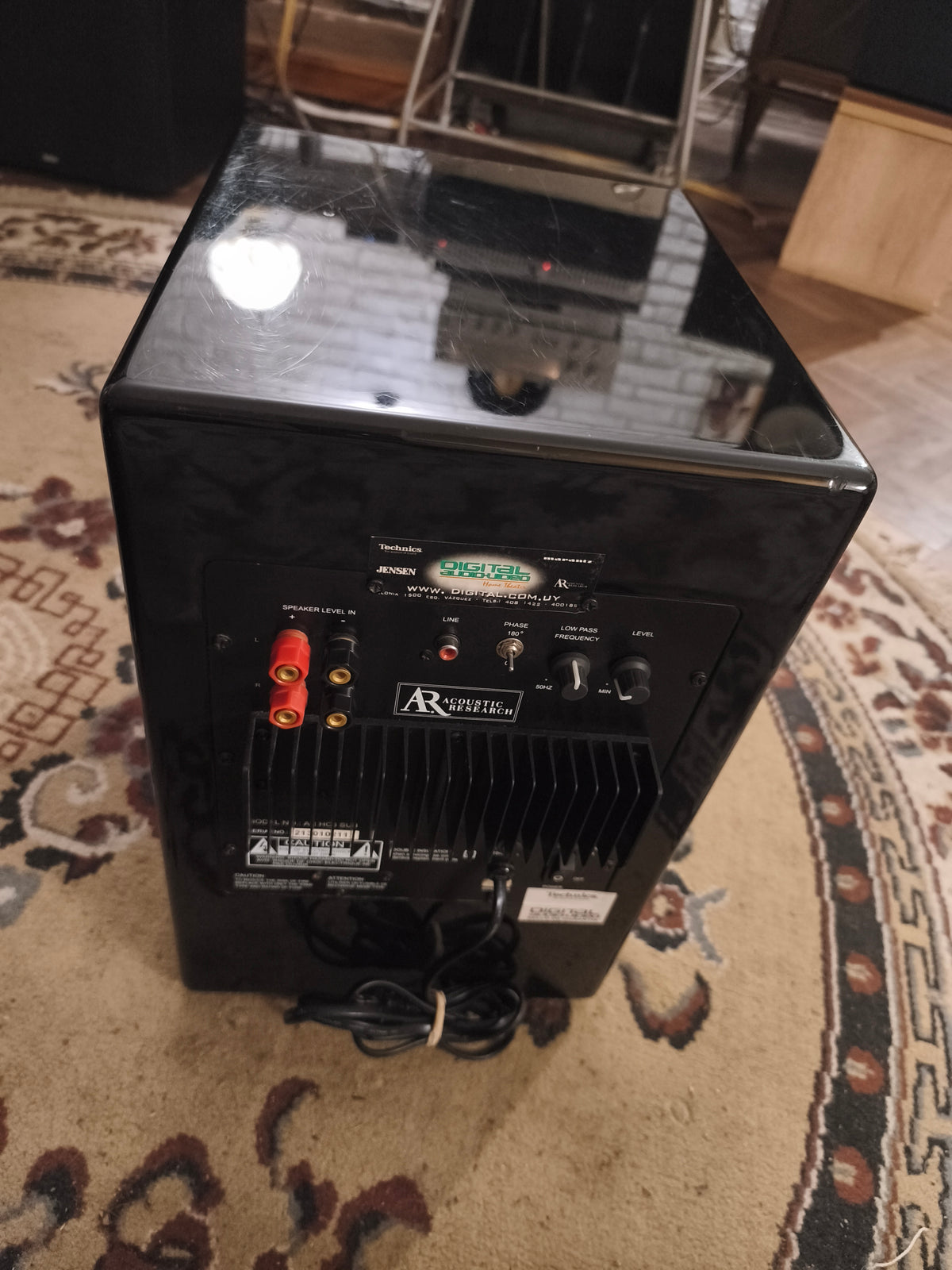 Subwoofer activo Acoustic Research Negro Piano