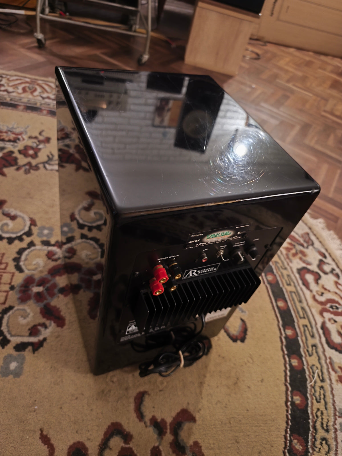Subwoofer activo Acoustic Research Negro Piano